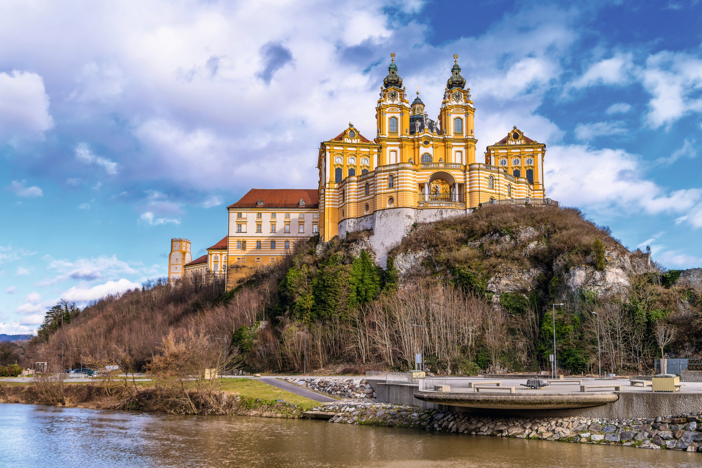 Stift Melk im Winter